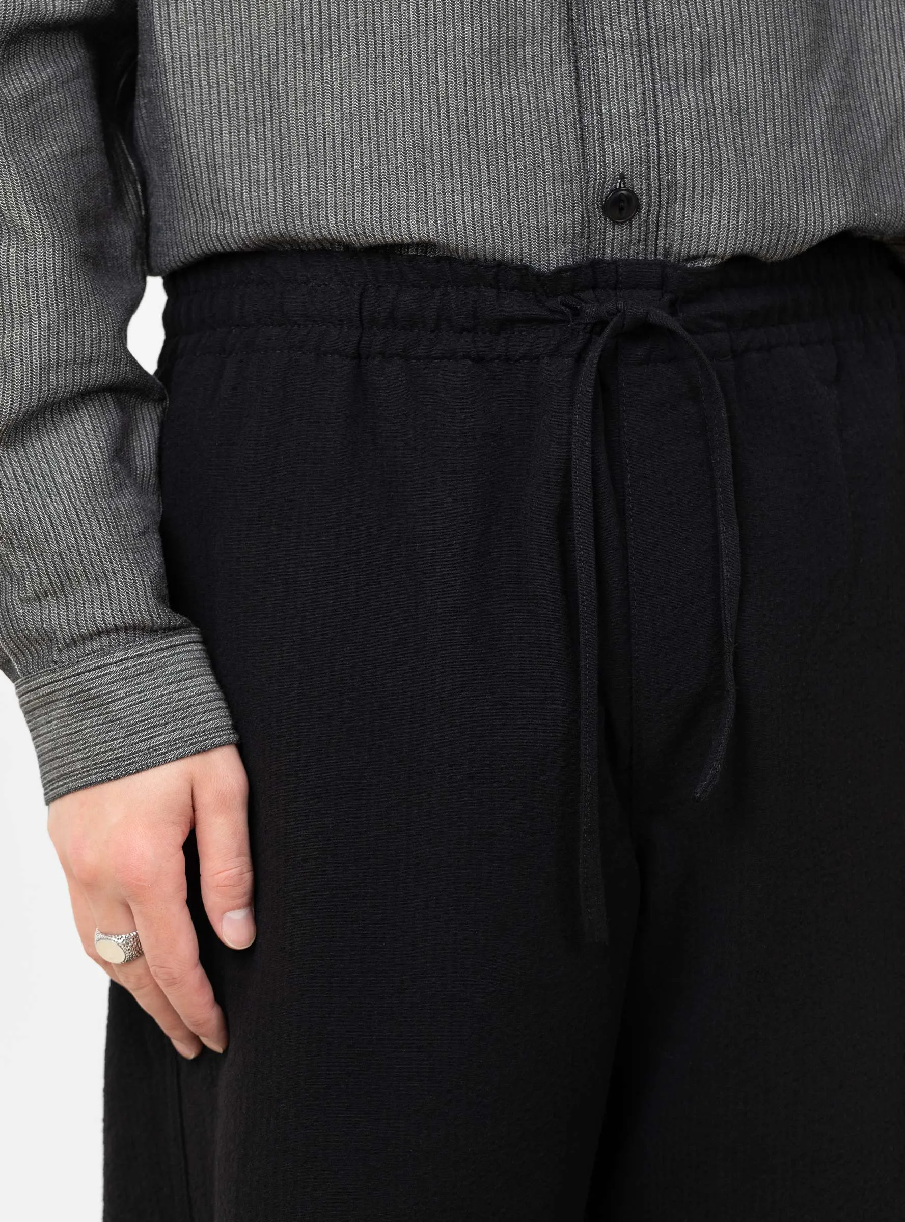 Alva Skate Wool Blend Seersucker Trouser Black